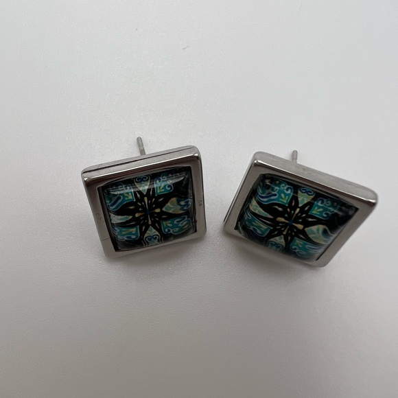 Classic Square Stud Earrings - Black and Silver Trendy Stud Earring Set - Picture 7 of 15